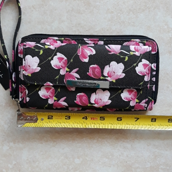 *Host Pick*Tahari RFID pretty wristlet - Picture 7 of 16